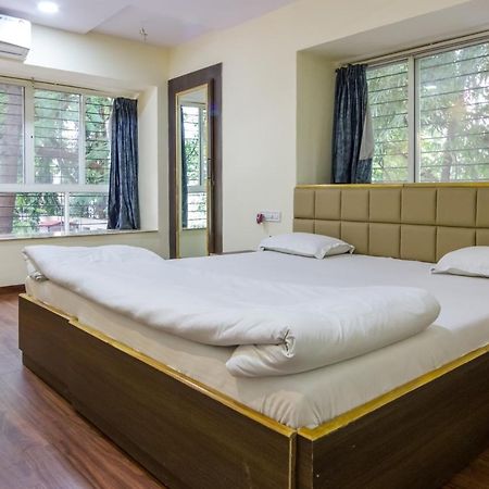 Apple Tree Apartments Koregaon Park Pune Exteriör bild
