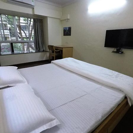 Apple Tree Apartments Koregaon Park Pune Exteriör bild