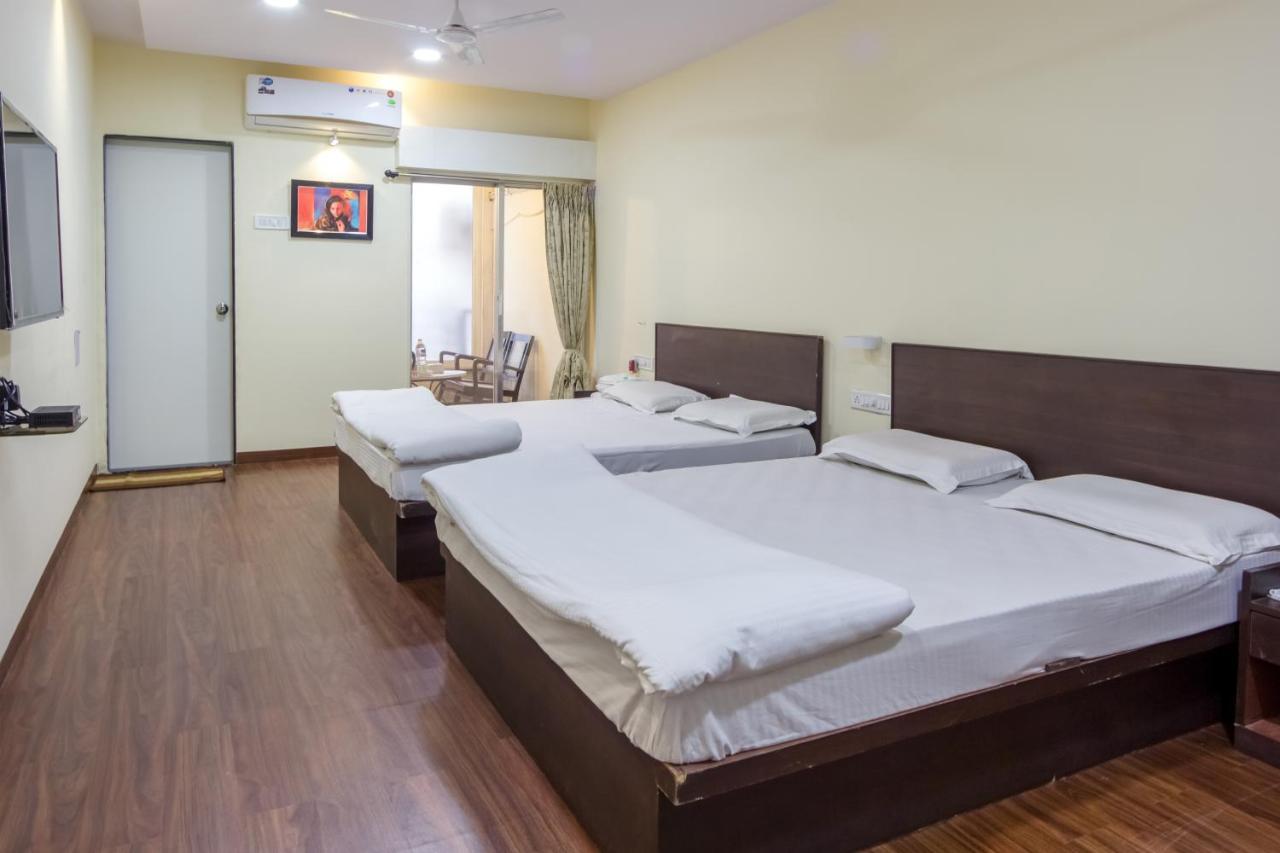 Apple Tree Apartments Koregaon Park Pune Exteriör bild