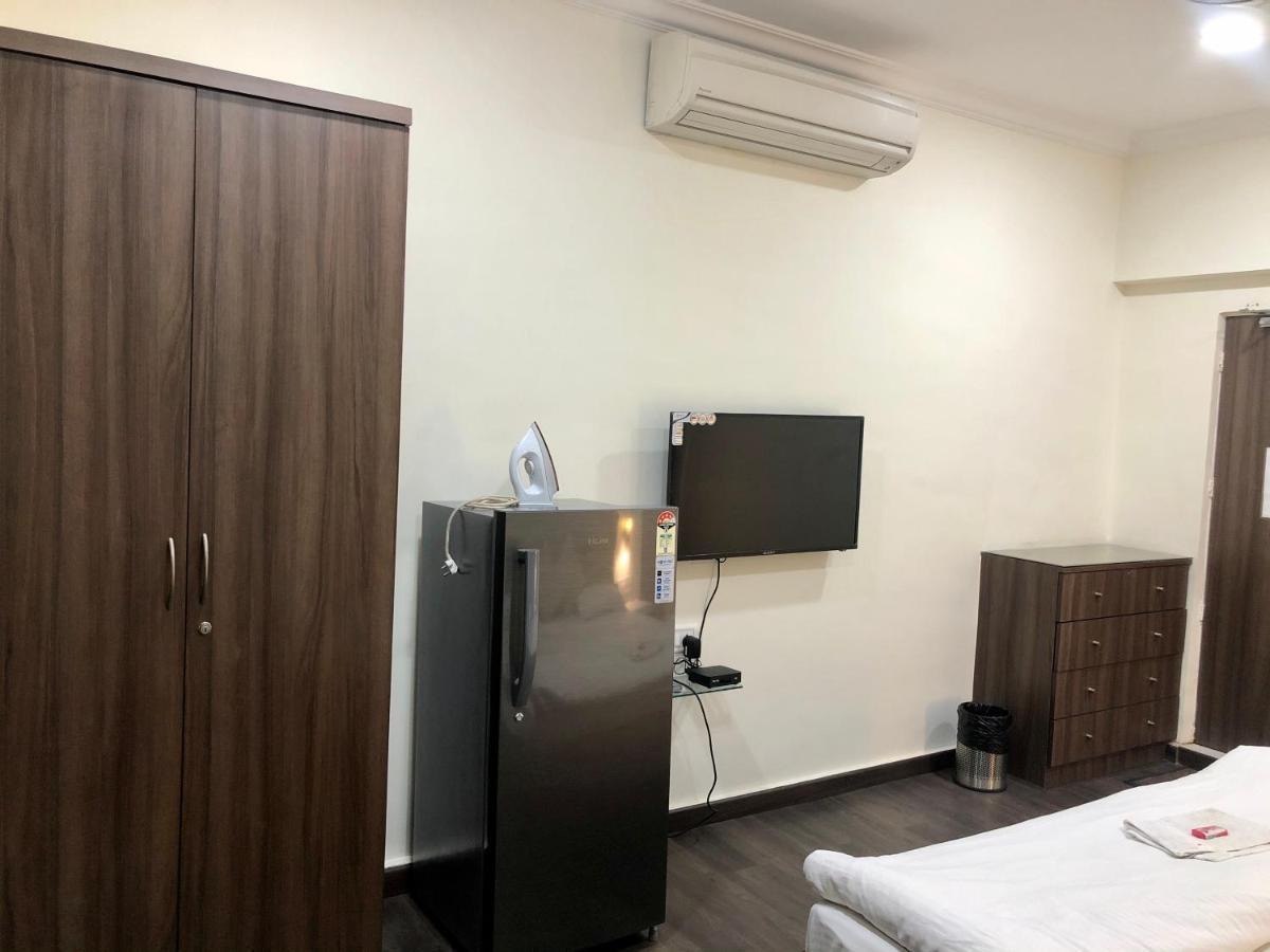 Apple Tree Apartments Koregaon Park Pune Exteriör bild